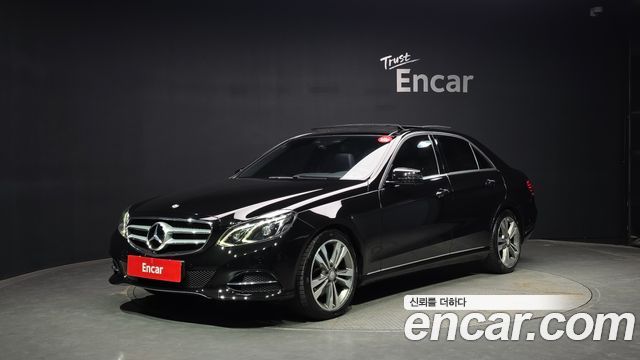 Mercedes-Benz E-Class E300 4MATIC Avantgarde