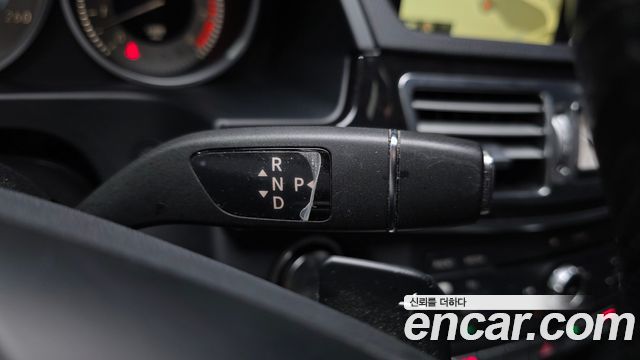 Mercedes-Benz E-Class E300 4MATIC Avantgarde