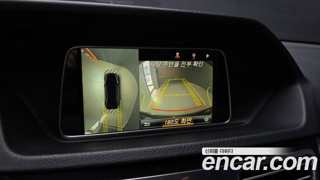 Mercedes-Benz E-Class E300 4MATIC Avantgarde