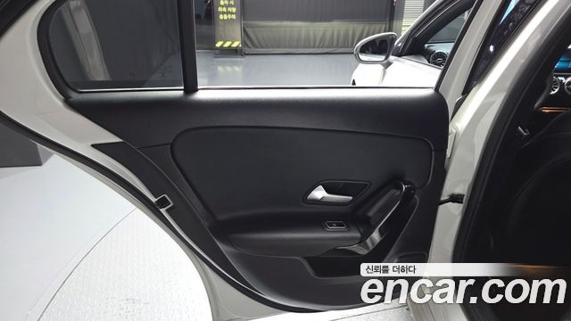 Mercedes-Benz A-Class A220 Hatchback