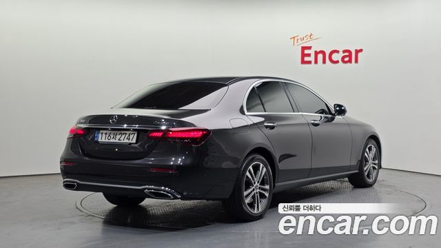 Mercedes-Benz E-Class E350 4MATIC Avantgarde
