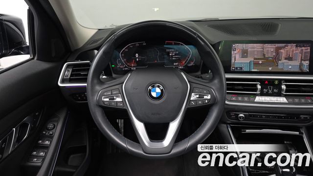BMW 3-Series 320i