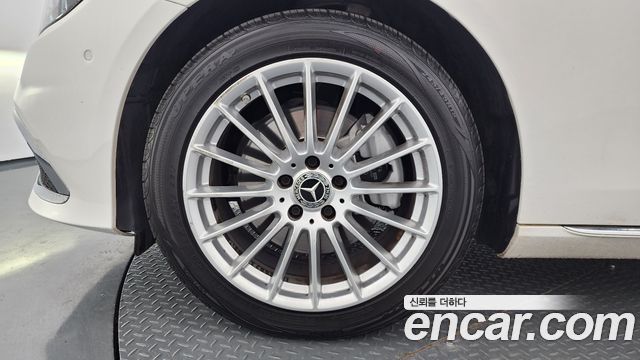 Mercedes-Benz E-Class E250 Exclusive