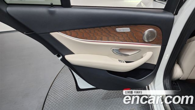 Mercedes-Benz E-Class E250 Exclusive