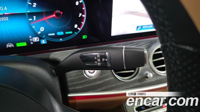 Mercedes-Benz E-Class E350 4MATIC AMG Line