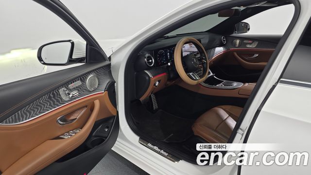 Mercedes-Benz E-Class E350 4MATIC AMG Line