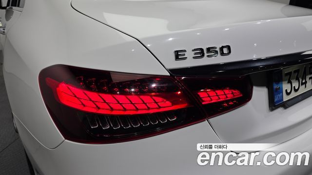 Mercedes-Benz E-Class E350 4MATIC AMG Line