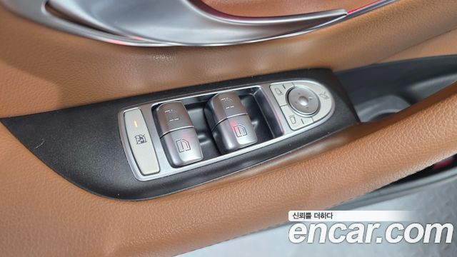 Mercedes-Benz E-Class E350 4MATIC AMG Line