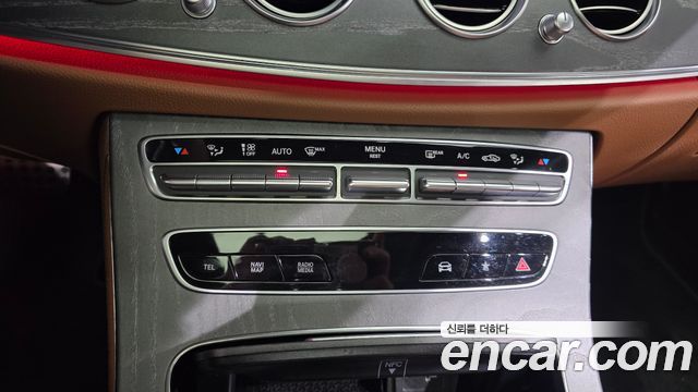 Mercedes-Benz E-Class E350 4MATIC AMG Line
