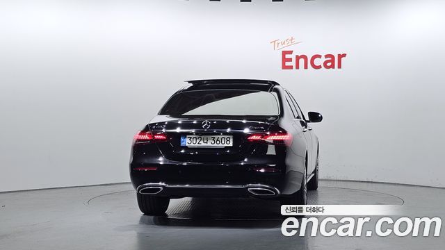 Mercedes-Benz E-Class E450 4MATIC Exclusive