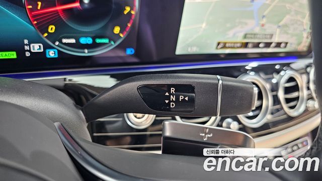 Mercedes-Benz E-Class E450 4MATIC Exclusive