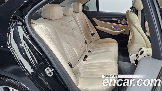 Mercedes-Benz E-Class E450 4MATIC Exclusive