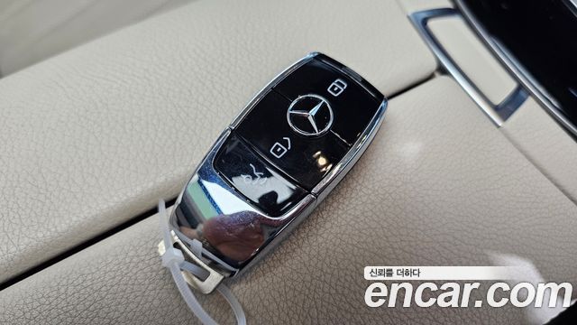 Mercedes-Benz E-Class E450 4MATIC Exclusive