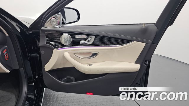 Mercedes-Benz E-Class E450 4MATIC Exclusive