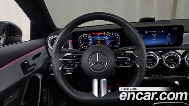 Mercedes-Benz CLA-Class CLA250 4MATIC