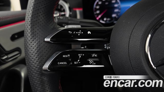 Mercedes-Benz CLA-Class CLA250 4MATIC