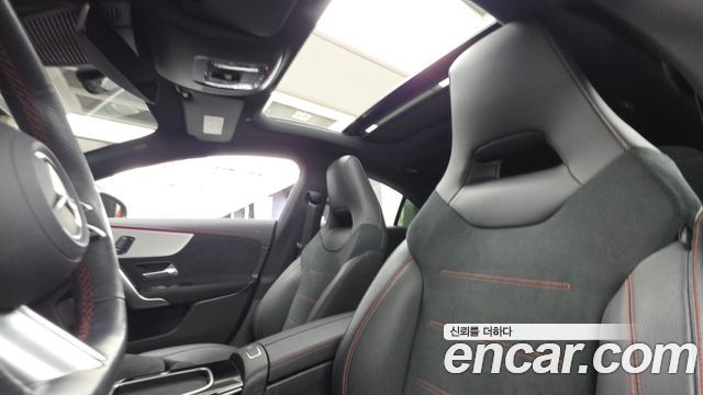 Mercedes-Benz CLA-Class CLA250 4MATIC