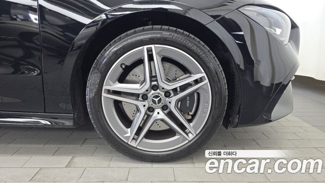 Mercedes-Benz CLA-Class CLA250 4MATIC