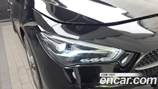 Mercedes-Benz CLA-Class CLA250 4MATIC