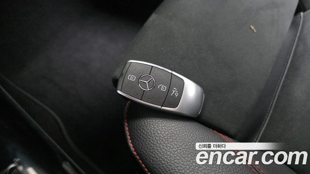Mercedes-Benz CLA-Class CLA250 4MATIC