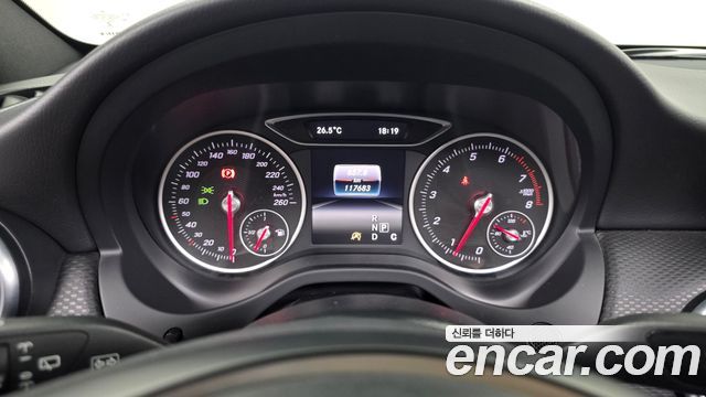Mercedes-Benz A-Class A200