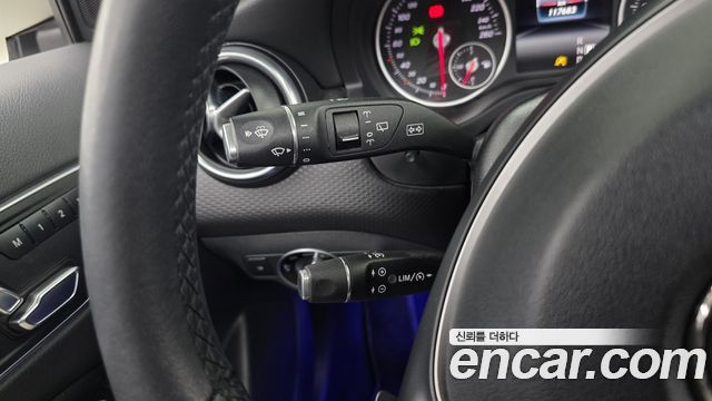 Mercedes-Benz A-Class A200