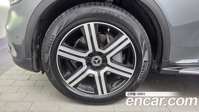 Mercedes-Benz GLC-Class GLC300 4MATIC