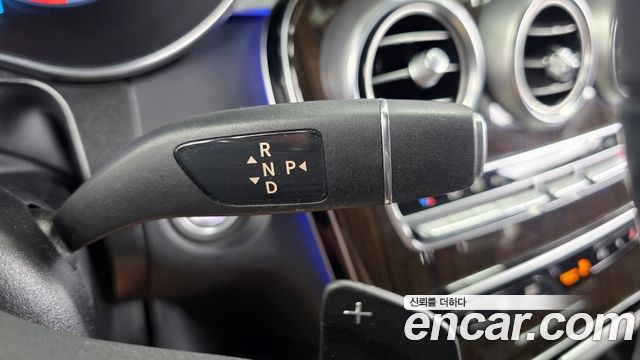 Mercedes-Benz GLC-Class GLC300 4MATIC
