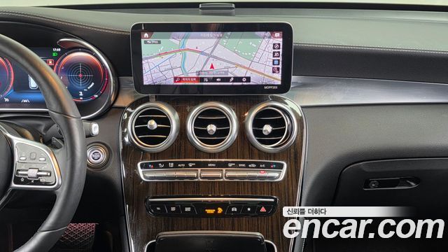Mercedes-Benz GLC-Class GLC300 4MATIC