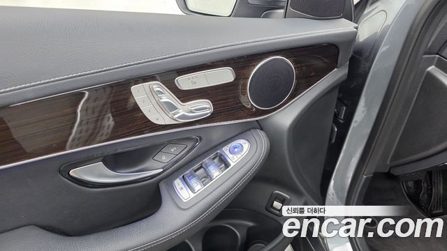 Mercedes-Benz GLC-Class GLC300 4MATIC