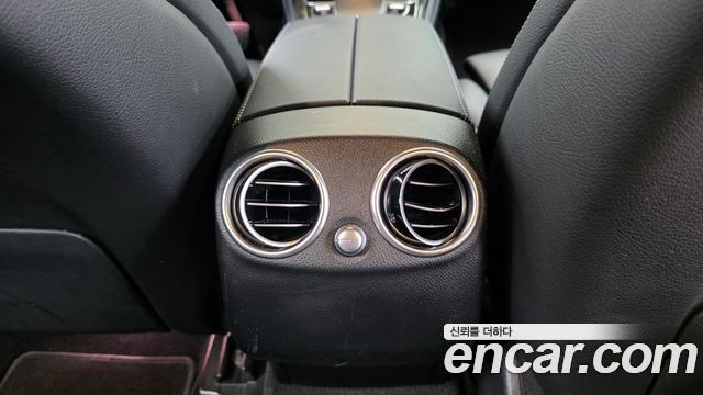 Mercedes-Benz GLC-Class GLC300 4MATIC