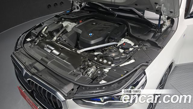 BMW 5-Series 530i xDrive M Sport