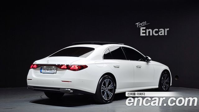 Mercedes-Benz E-Class E200 Avantgarde