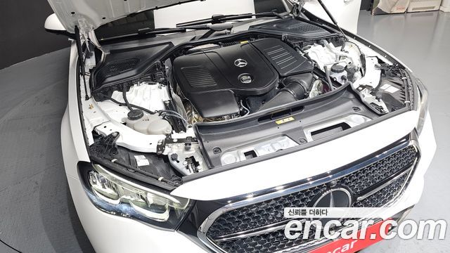 Mercedes-Benz E-Class E200 Avantgarde