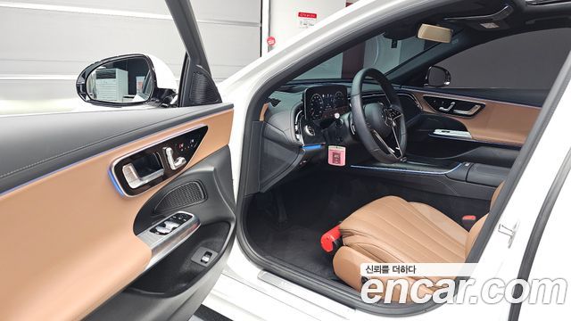 Mercedes-Benz E-Class E200 Avantgarde