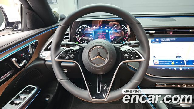 Mercedes-Benz E-Class E200 Avantgarde