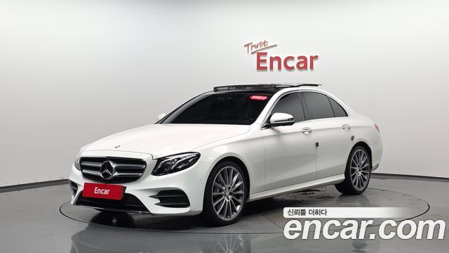Mercedes-Benz E-Class E300 4MATIC AMG Line