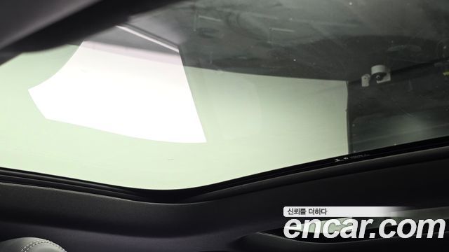 Mercedes-Benz E-Class E300 4MATIC AMG Line
