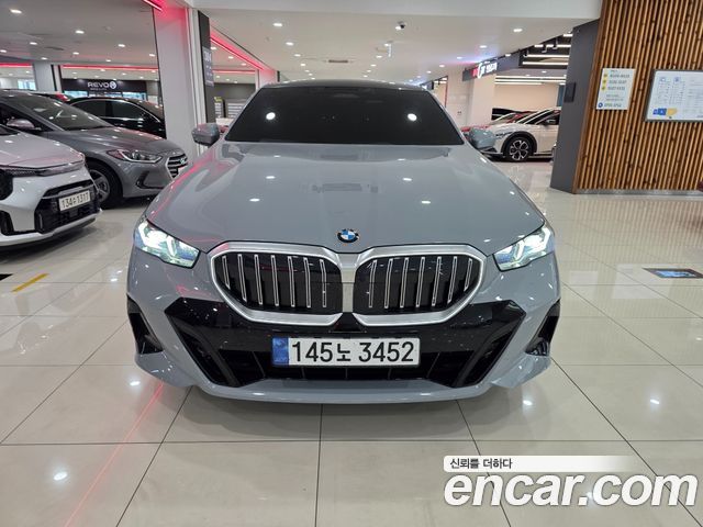 BMW 5-Series 530i xDrive M Sport