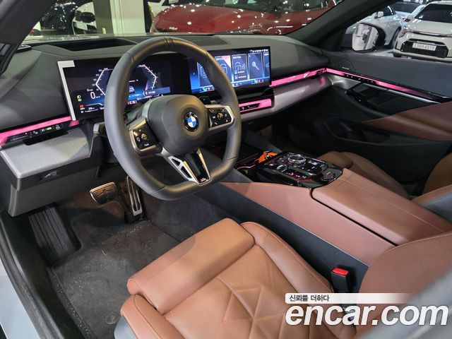 BMW 5-Series 530i xDrive M Sport