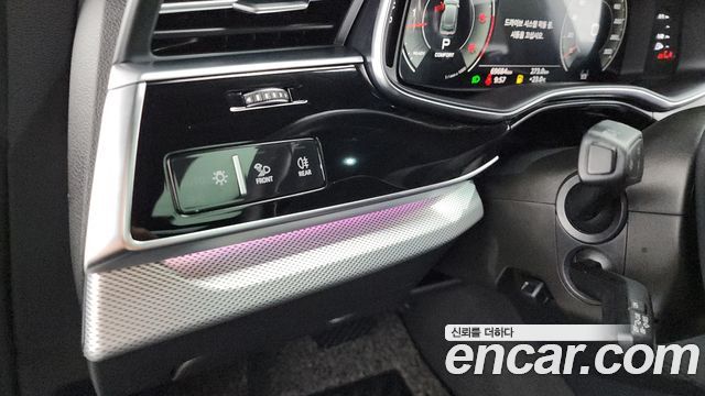 Audi Q8 45 TDI Quattro Premium