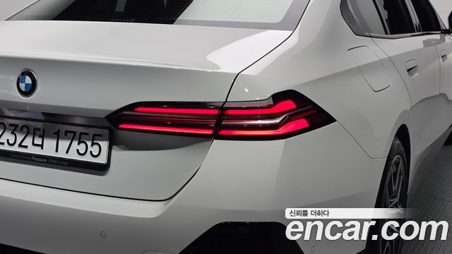 BMW 5-Series 520i M Sport