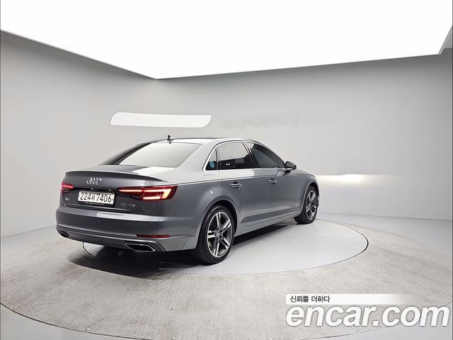 Audi A4 40 TFSI Premium