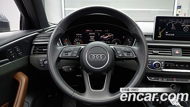 Audi A4 40 TFSI Premium
