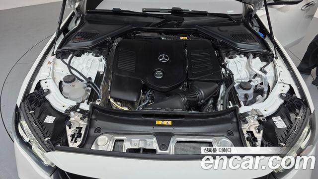 Mercedes-Benz E-Class E200 Avantgarde