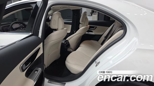 Mercedes-Benz E-Class E200 Avantgarde