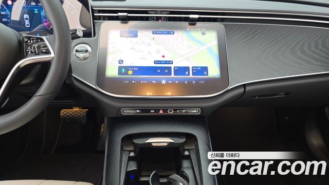 Mercedes-Benz E-Class E200 Avantgarde