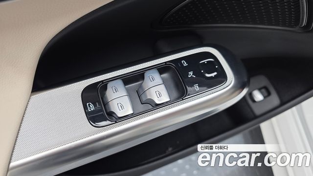 Mercedes-Benz E-Class E200 Avantgarde
