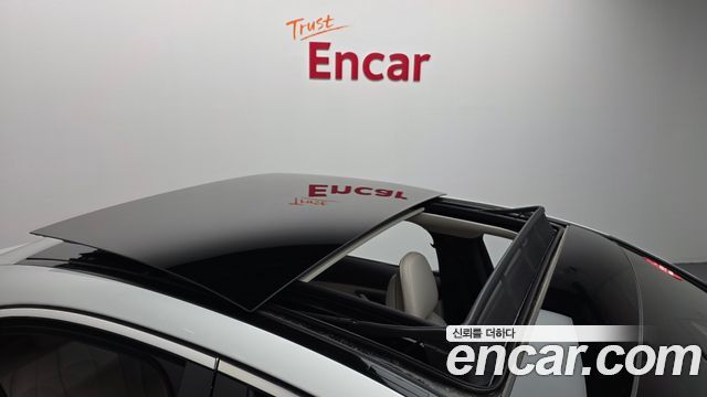 Mercedes-Benz E-Class E200 Avantgarde
