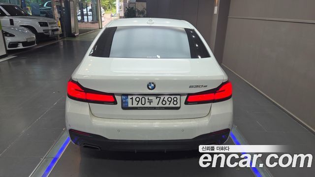 BMW 5-Series 530e M Sport